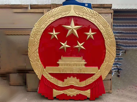 大型大国徽制作的质量检测设备